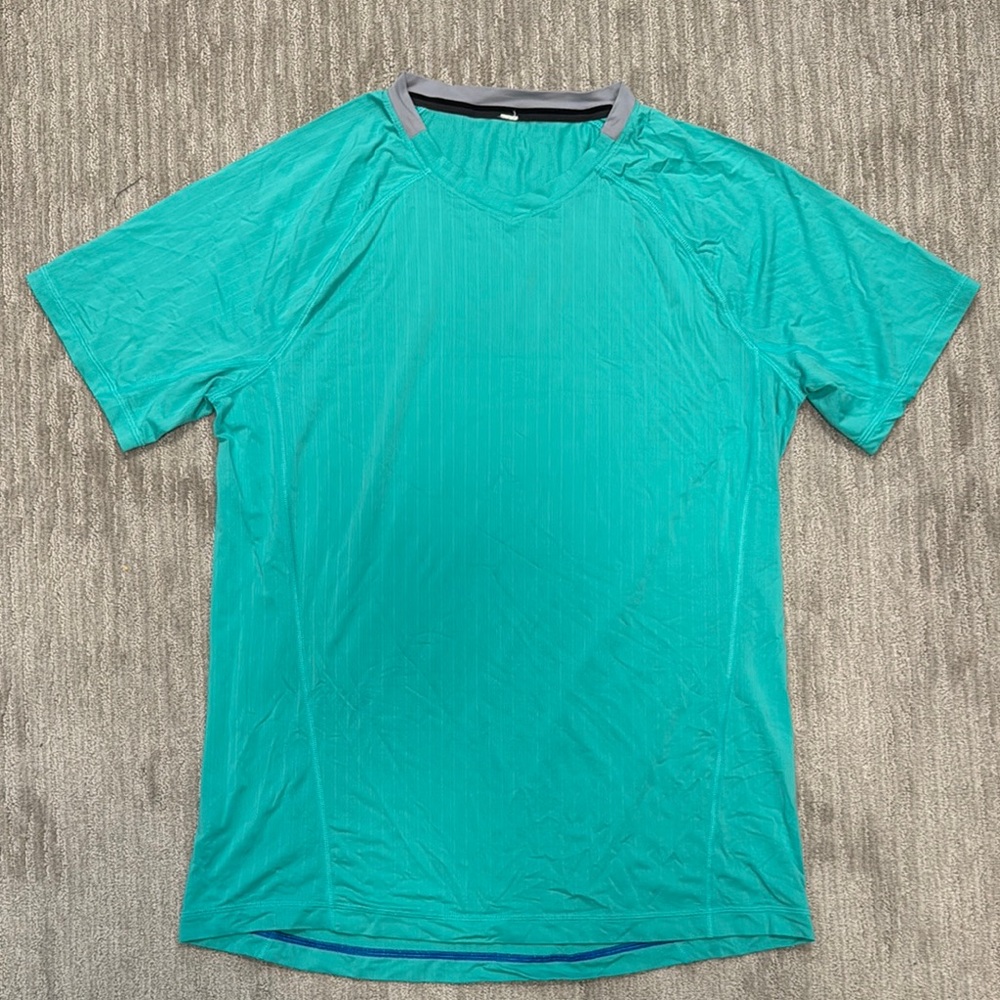 Lululemon Men’s Top